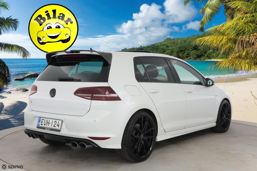 VOLKSWAGEN Golf 2015