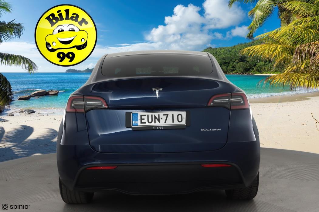 TESLA Model Y 2023