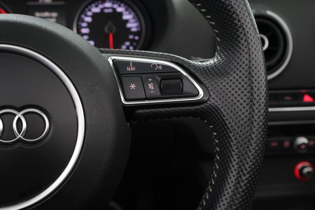 AUDI A3 2015