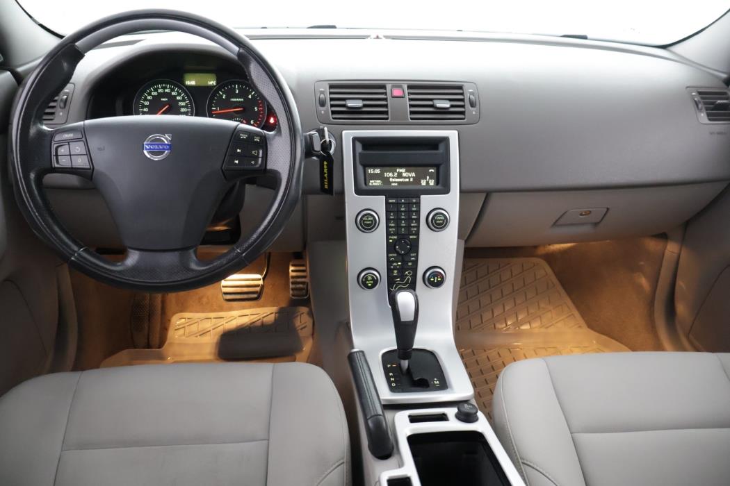 VOLVO S40 2012