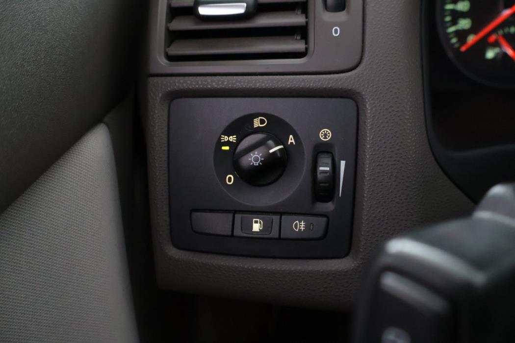 VOLVO S40 2012