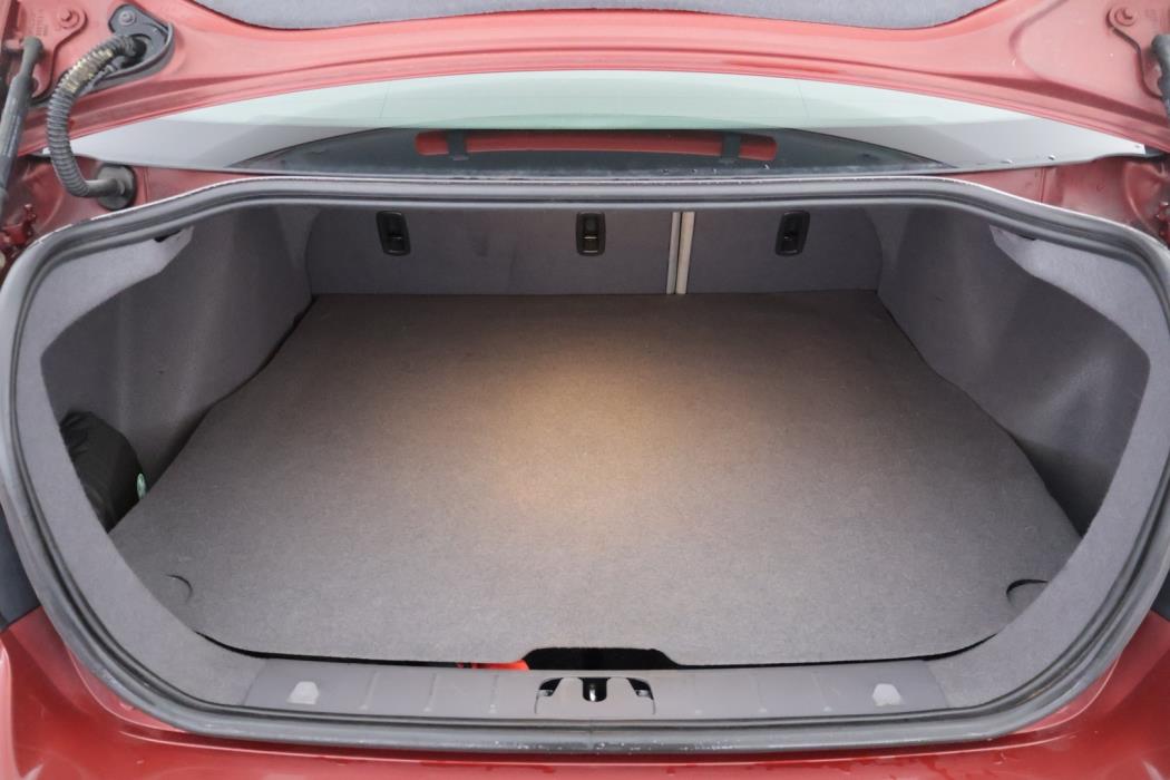 VOLVO S40 2012