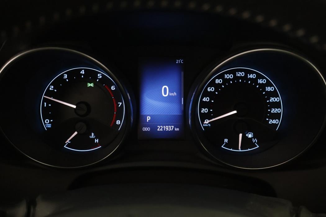 TOYOTA Auris 2016