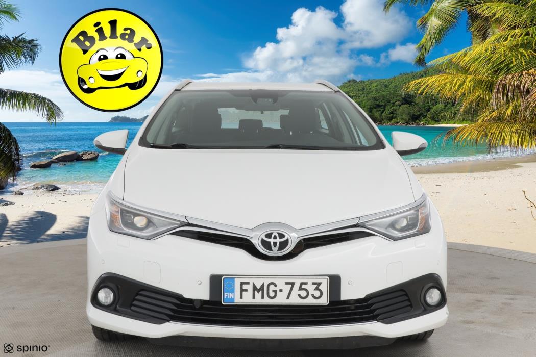 TOYOTA Auris 2016