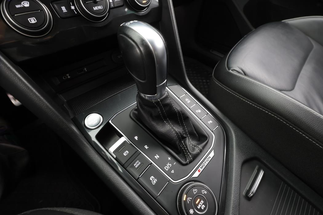 VOLKSWAGEN Tiguan 2017