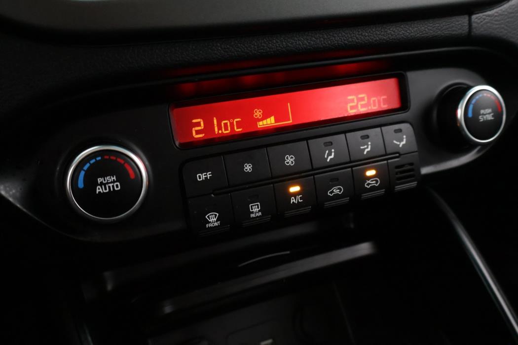 KIA Carens 2018