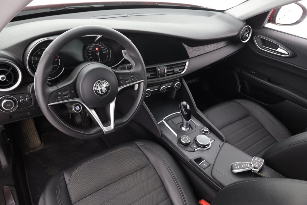 ALFA ROMEO Giulia 2020