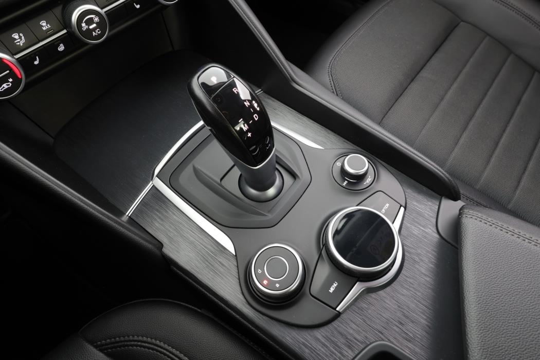 ALFA ROMEO Giulia 2020