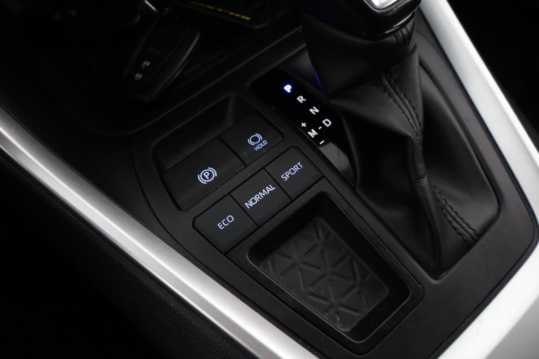 TOYOTA RAV4 2020