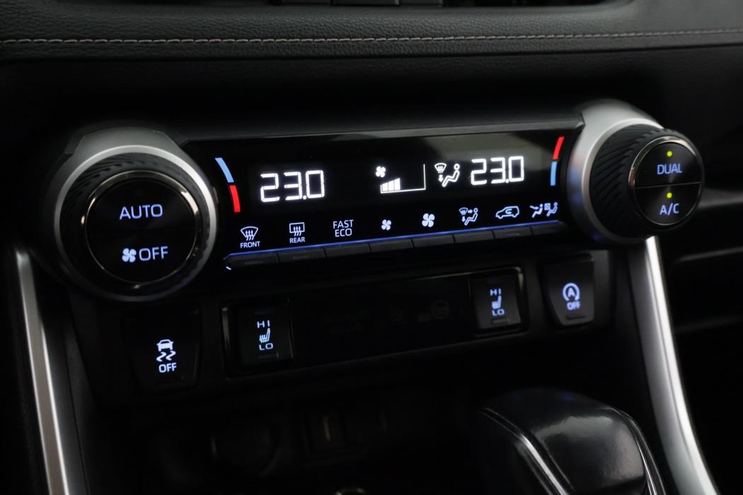 TOYOTA RAV4 2020