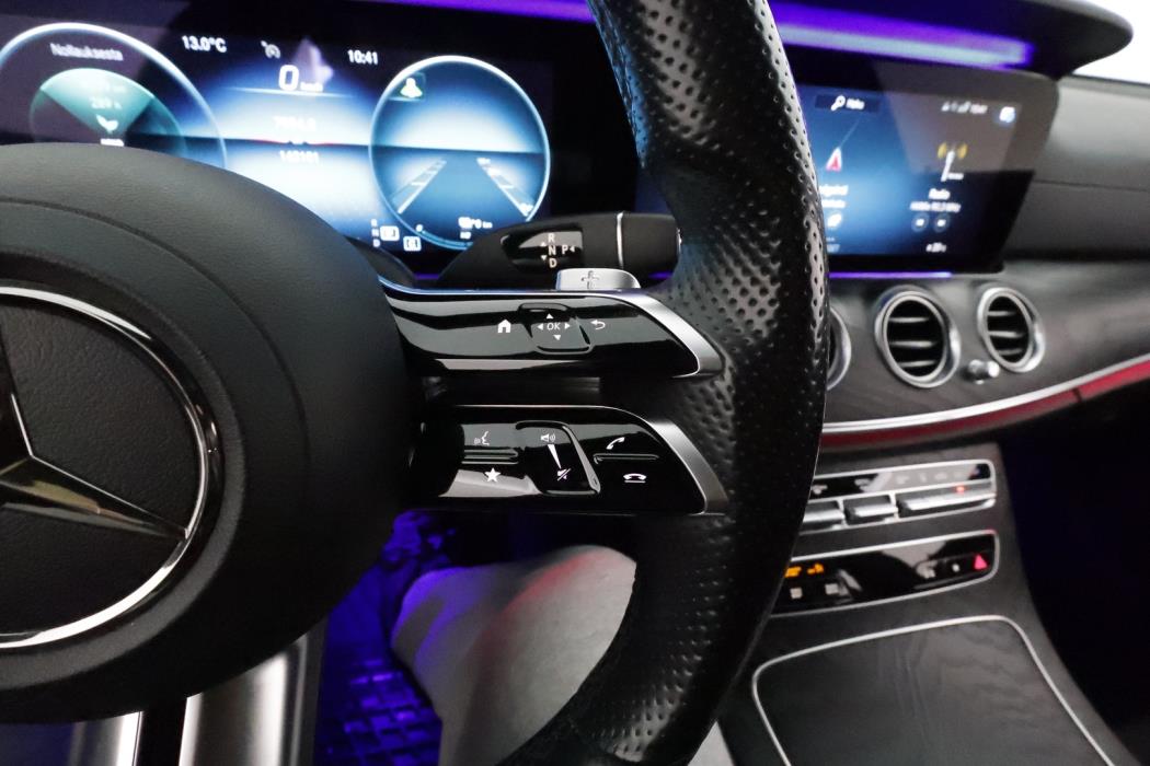 MERCEDES-BENZ E 2021