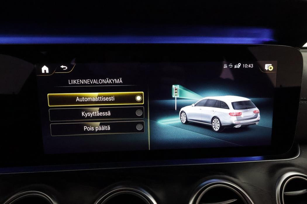 MERCEDES-BENZ E 2021