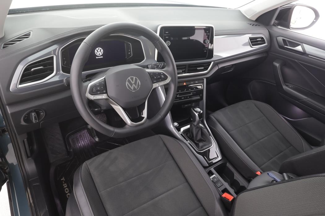 VOLKSWAGEN T-Roc 2025