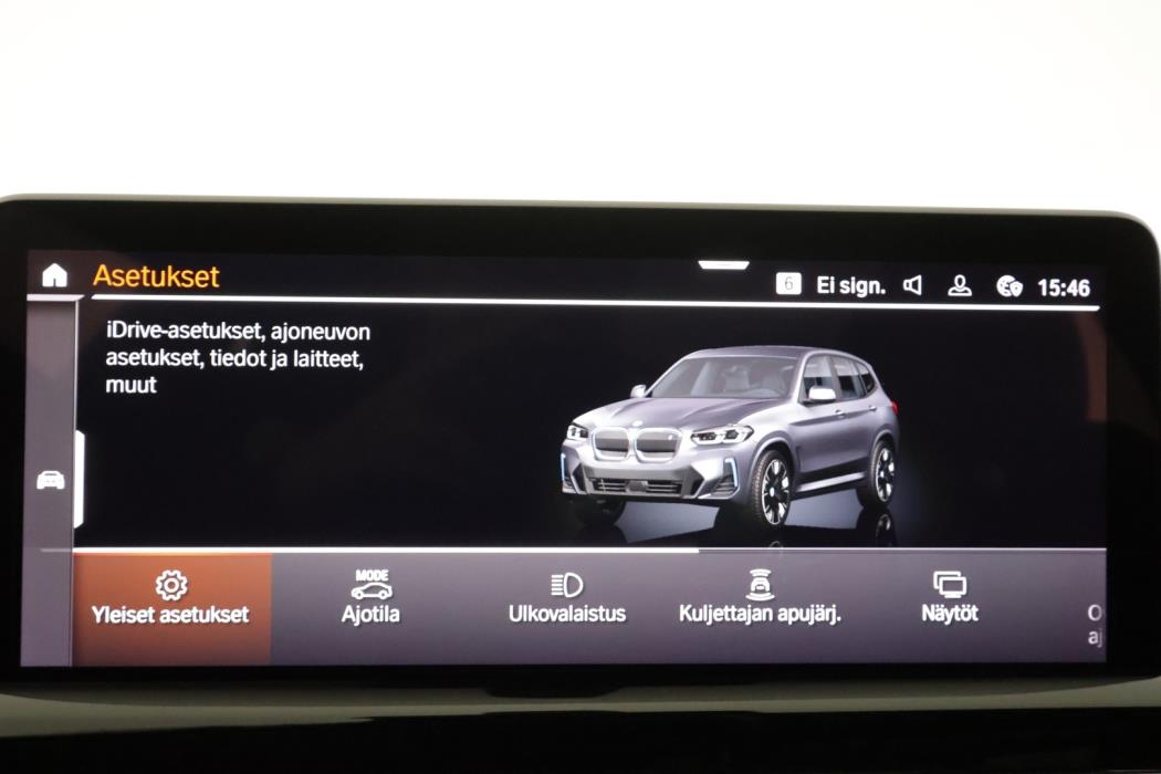 BMW IX3 2022