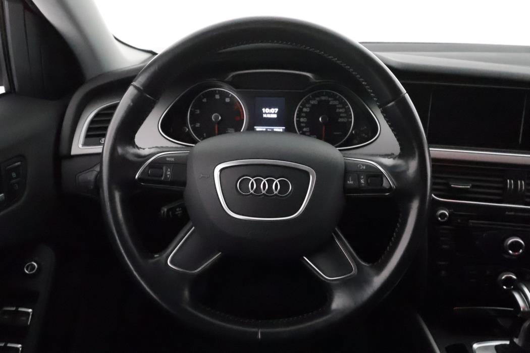 AUDI A4 2013