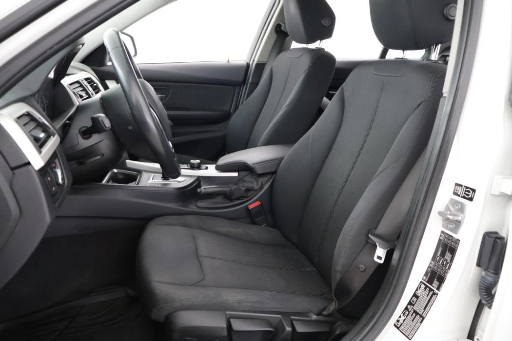 BMW 320 2014