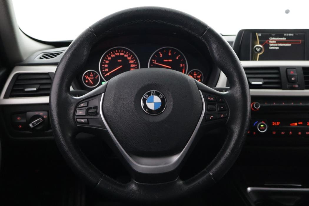 BMW 320 2014