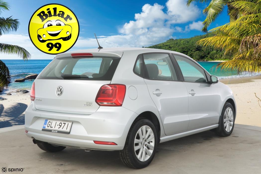VOLKSWAGEN Polo 2014