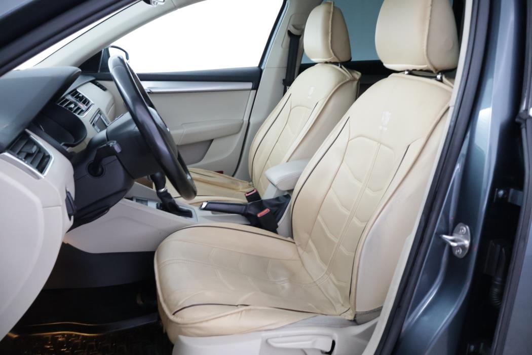 SKODA Octavia 2016