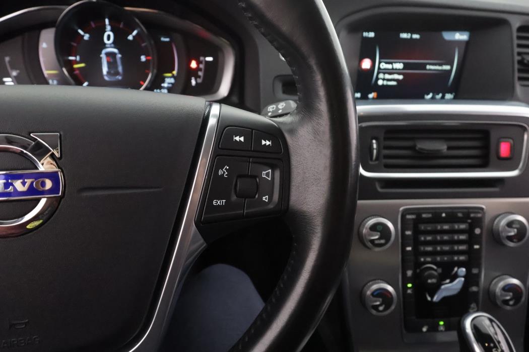 VOLVO V60 Cross Country 2016