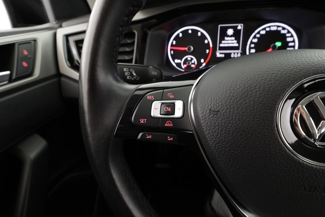 VOLKSWAGEN Polo 2019