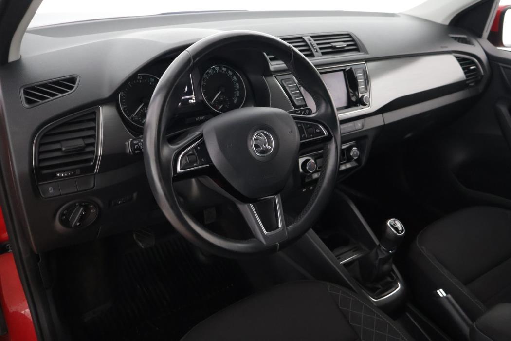 SKODA Fabia 2016