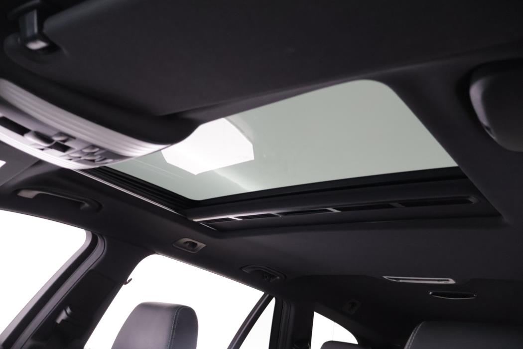 MERCEDES-BENZ E 2016