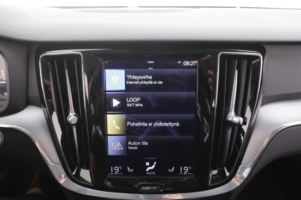 VOLVO V60 2021