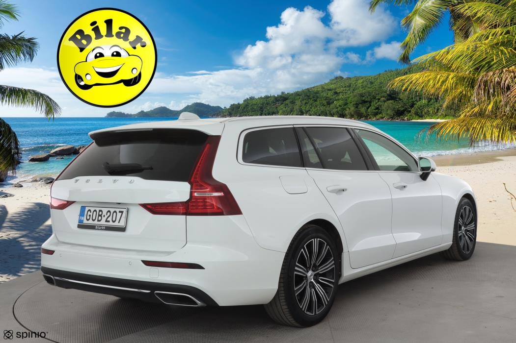 VOLVO V60 2021