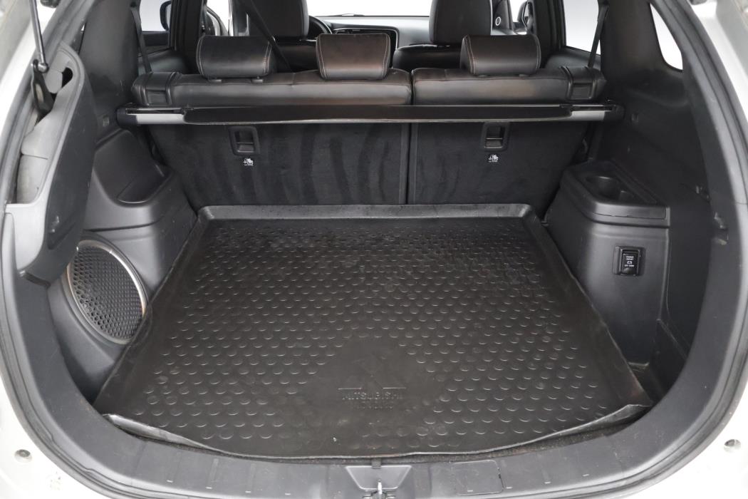 MITSUBISHI Outlander PHEV 2019