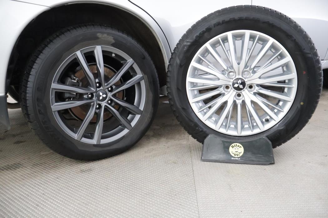 MITSUBISHI Outlander PHEV 2019