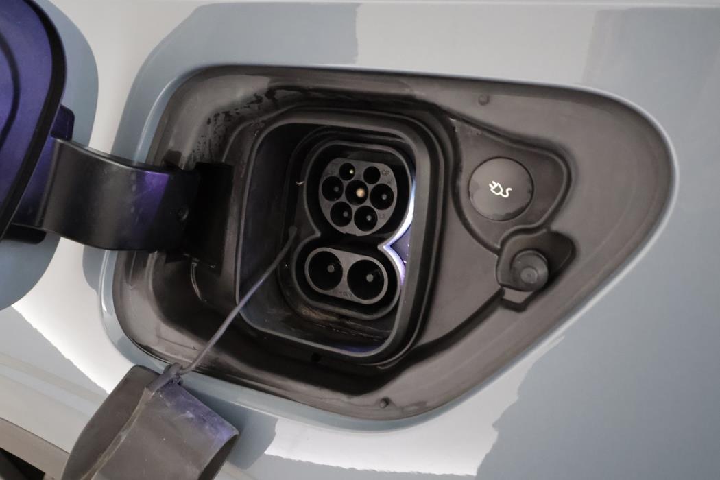 POLESTAR 2 2023