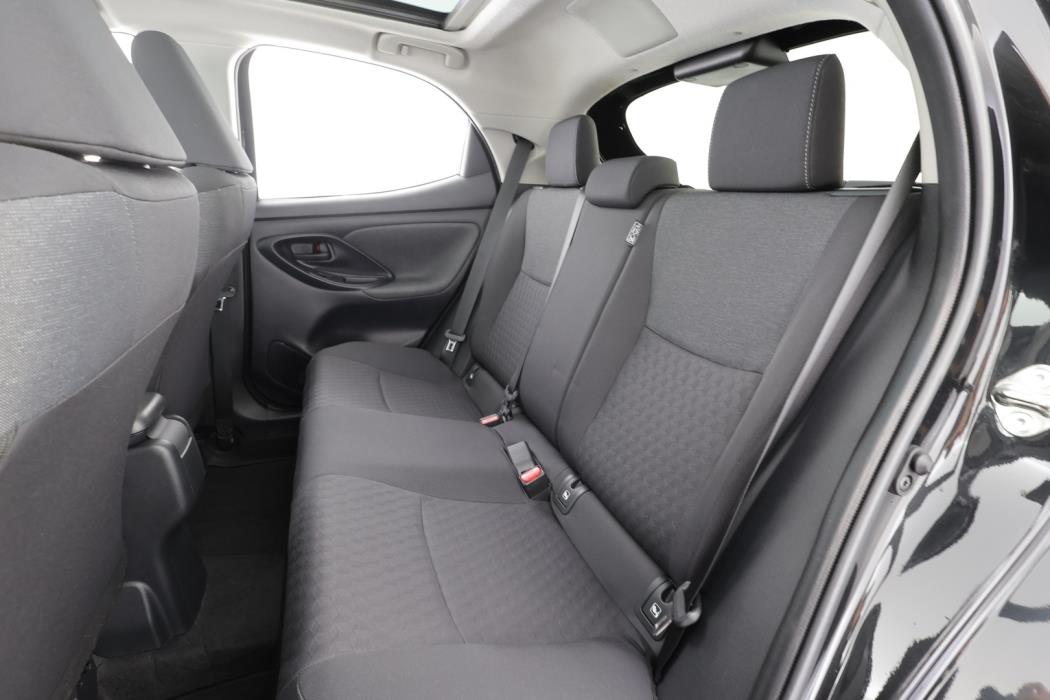 TOYOTA Yaris 2021