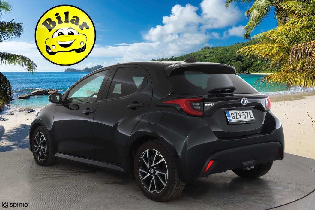 TOYOTA Yaris 2021