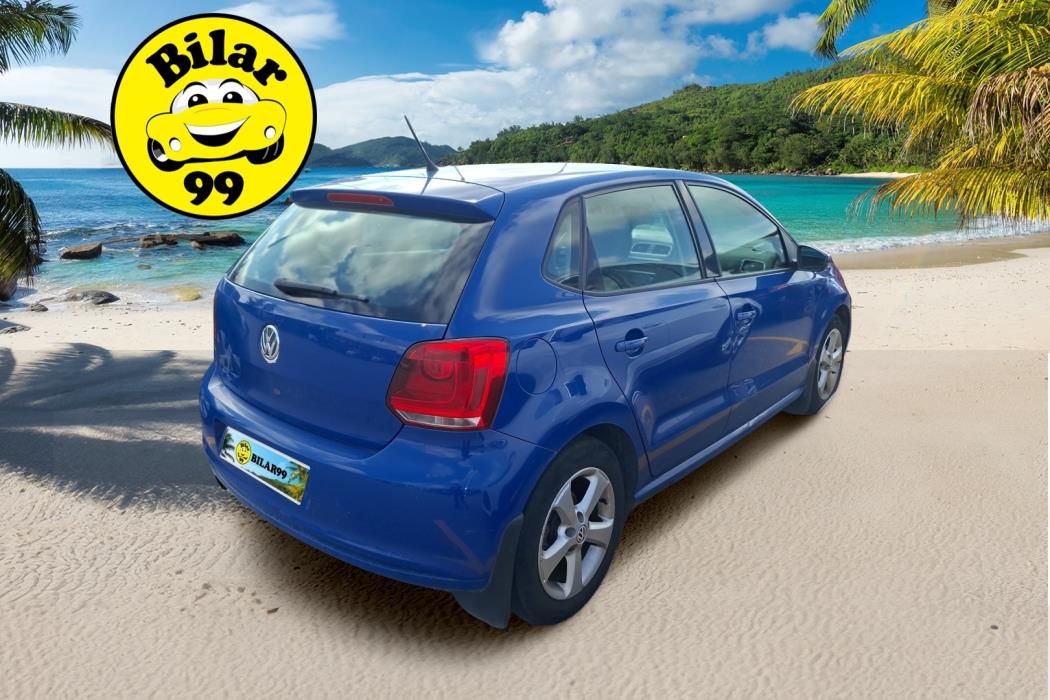 VOLKSWAGEN Polo 2010