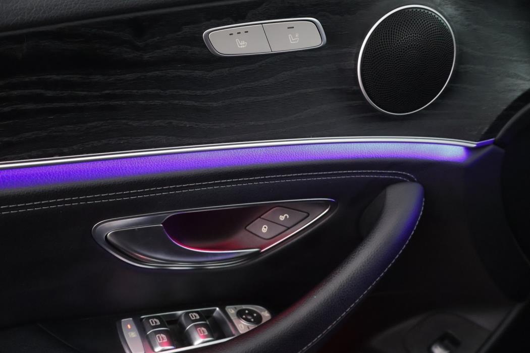 MERCEDES-BENZ E 2017