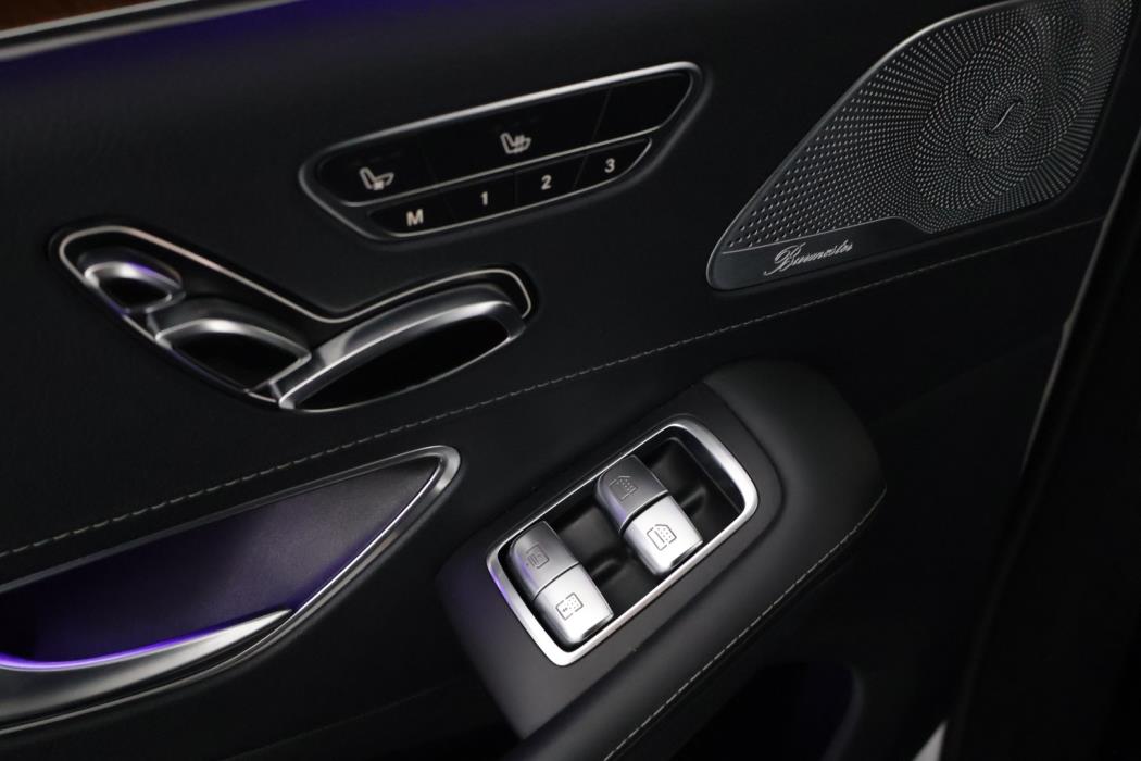 MERCEDES-BENZ S 2016