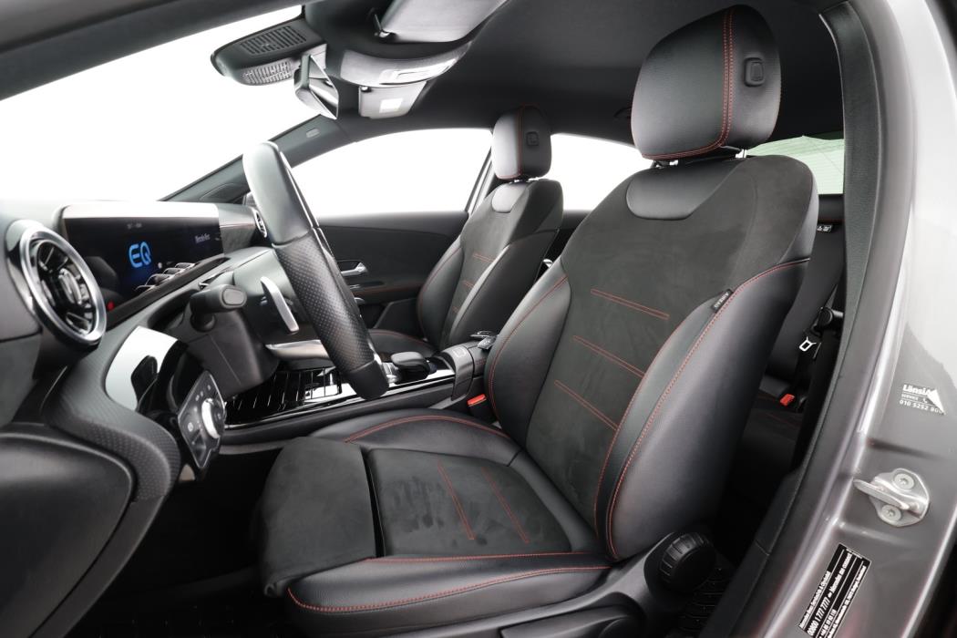 MERCEDES-BENZ A 2021