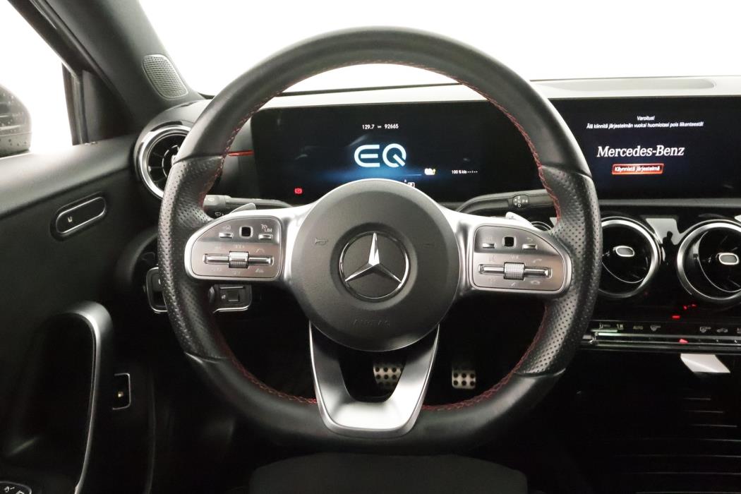 MERCEDES-BENZ A 2021