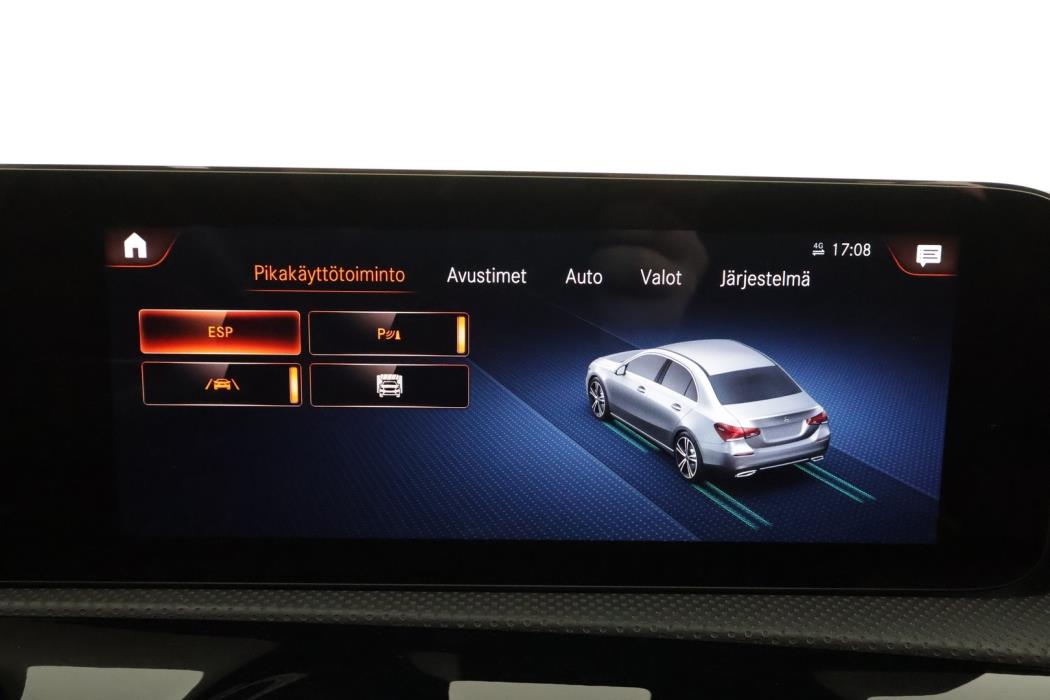 MERCEDES-BENZ A 2021