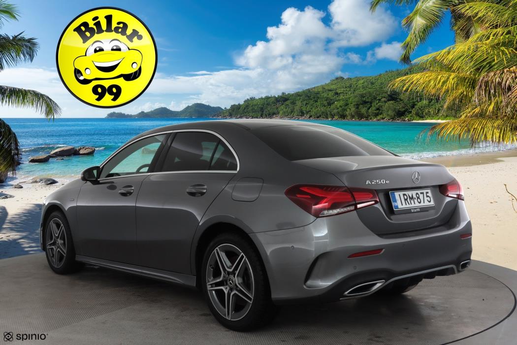 MERCEDES-BENZ A 2021