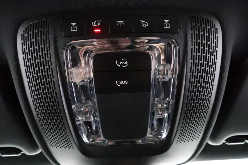 MERCEDES-BENZ A 2021