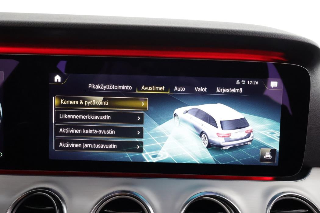 MERCEDES-BENZ E 2021