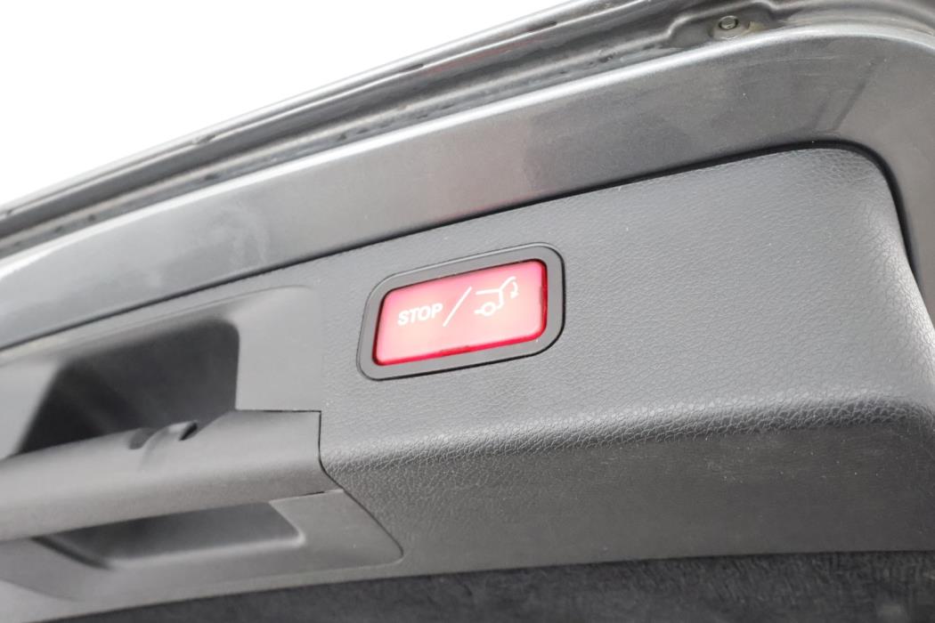 MERCEDES-BENZ E 2021