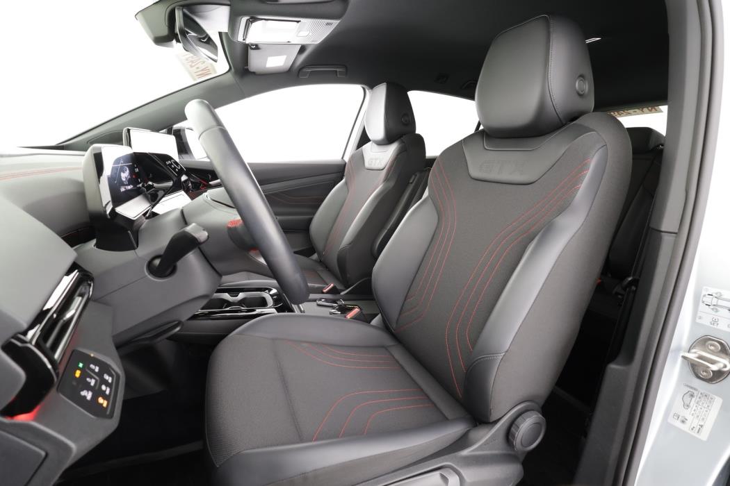 VOLKSWAGEN ID.5 2023