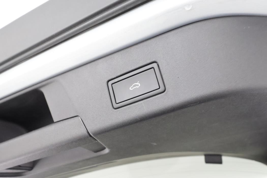 VOLKSWAGEN ID.5 2023