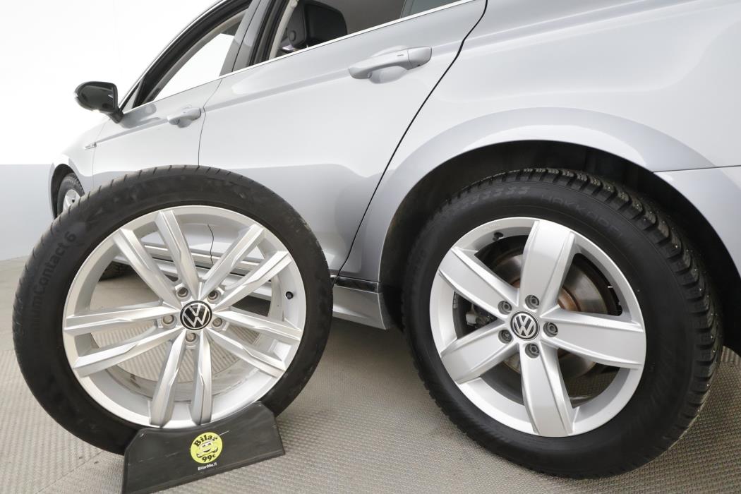 VOLKSWAGEN Passat 2021