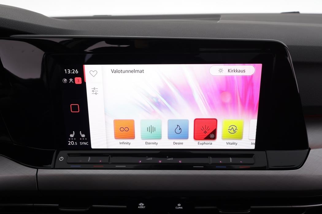 VOLKSWAGEN Golf 2021