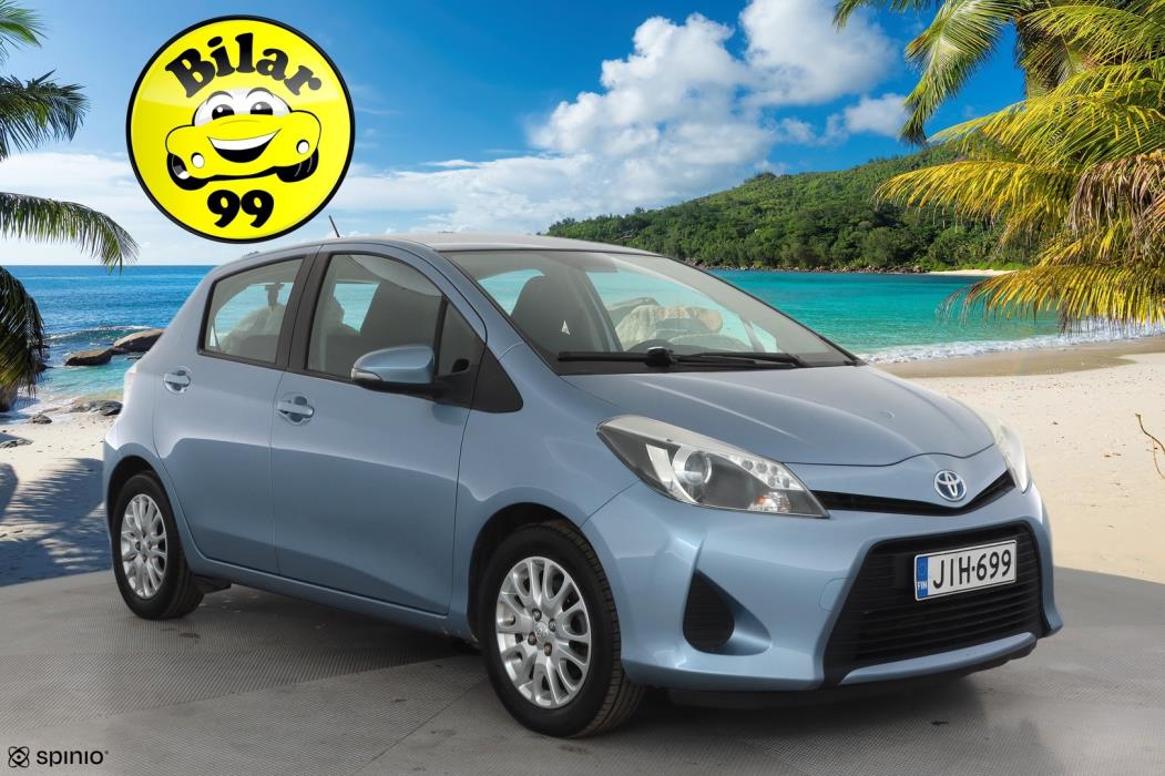 TOYOTA Yaris 2013