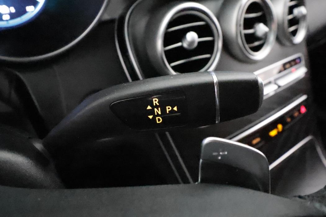 MERCEDES-BENZ C 2020